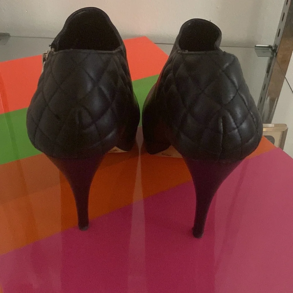 Shoes - Picture 2 of 3